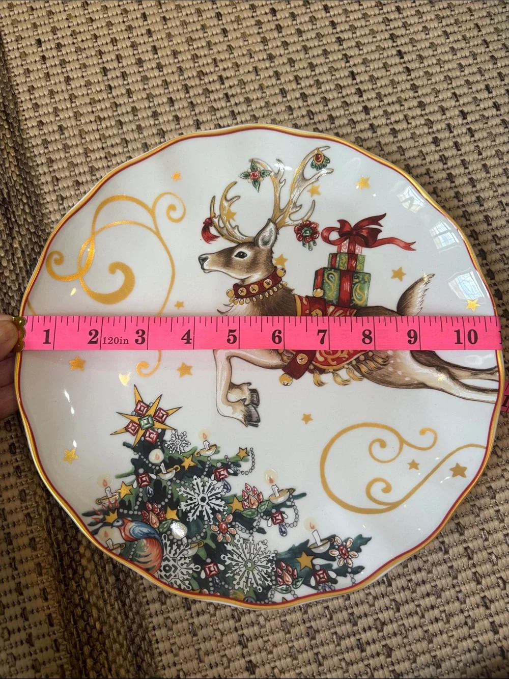Williams Sonoma Holiday Reindeer Dinner Plate